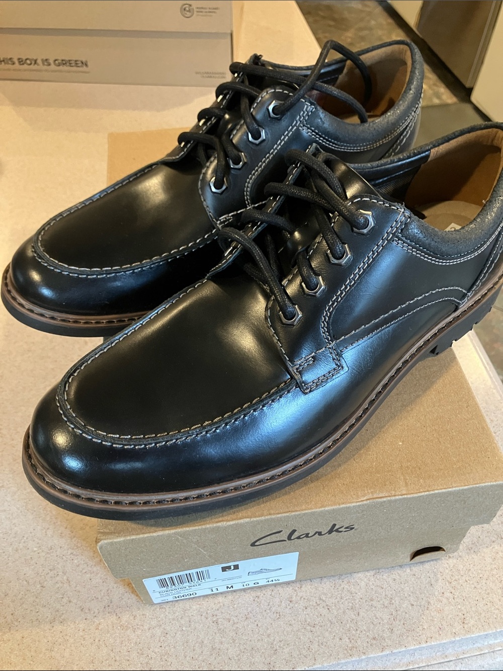 Clarks Curington Walk Black Leather Men's Loafers